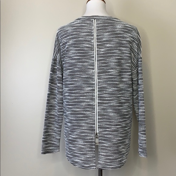 DOE & RAE Black White Striped Crew Knit Sweater S - Picture 5 of 9